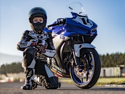 YAMAHA R3<br>